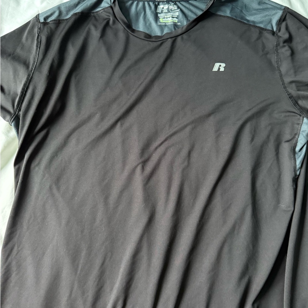 Russell Athletic Men's Black and Gray Short Sleeve Tee